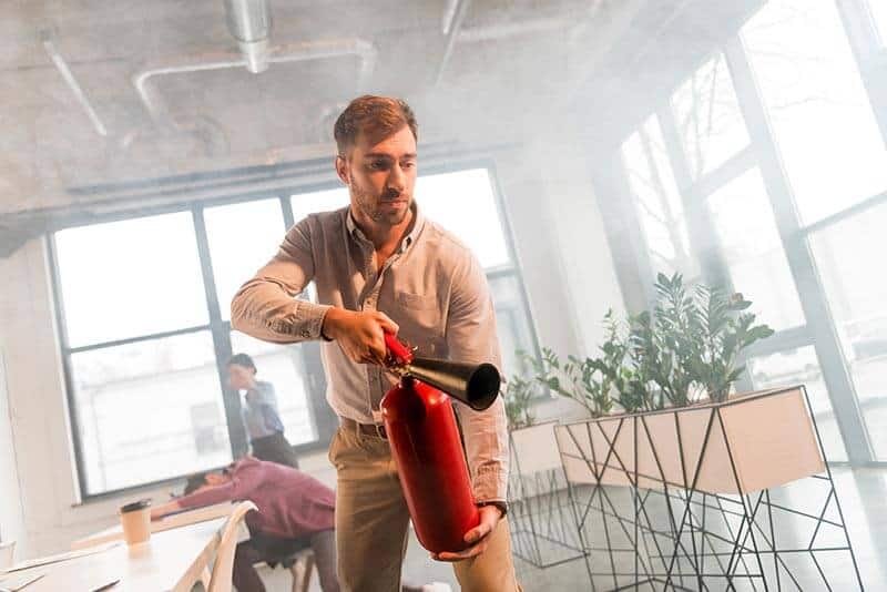 Brandutbildning - utbildning brand på din arbetsplats - Hjärtochlungräddning.se